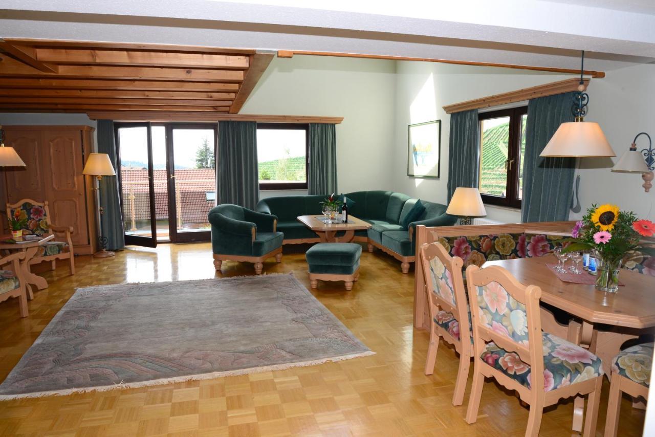 Residence Am Weinberg / Travellers Hotelbetriebs Gmbh ザスバッハヴァルデン エクステリア 写真