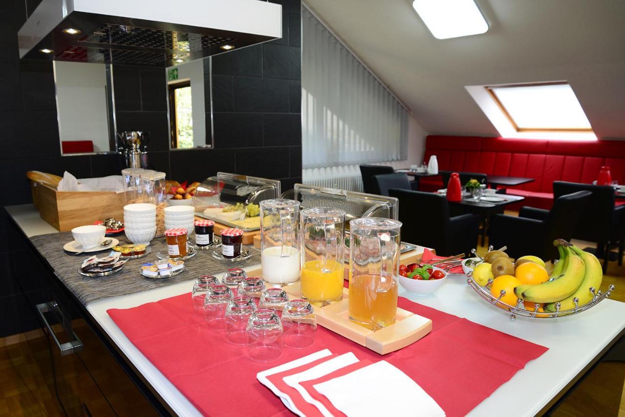 Residence Am Weinberg / Travellers Hotelbetriebs Gmbh ザスバッハヴァルデン エクステリア 写真