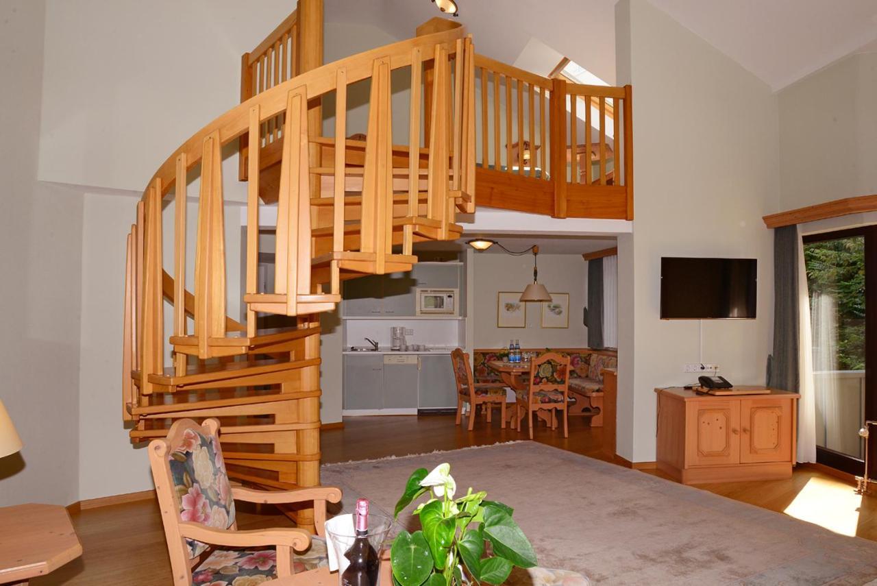 Residence Am Weinberg / Travellers Hotelbetriebs Gmbh ザスバッハヴァルデン エクステリア 写真